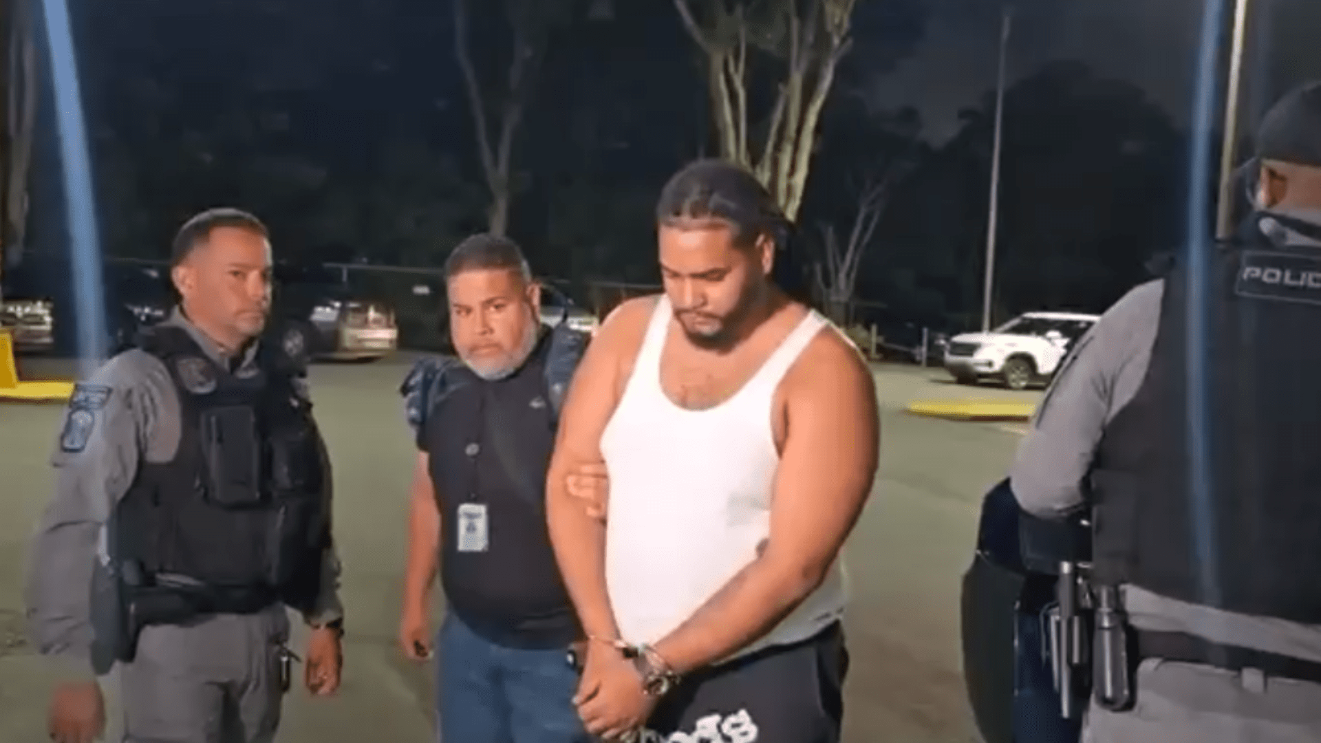 HSI asume custodia de hombre arrestado con armas tras persecución ...