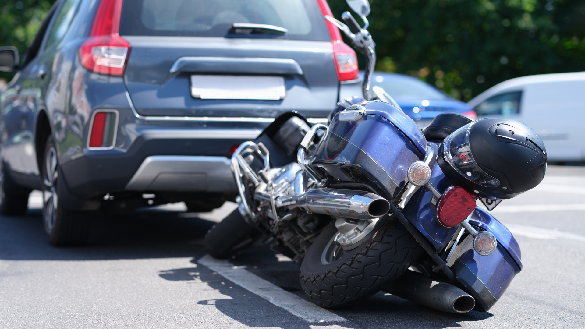 Imagen del artículo de Univision / TeleOnce: Motociclista resulta gravemente herido tras chocar contra guagua en Naranjito
