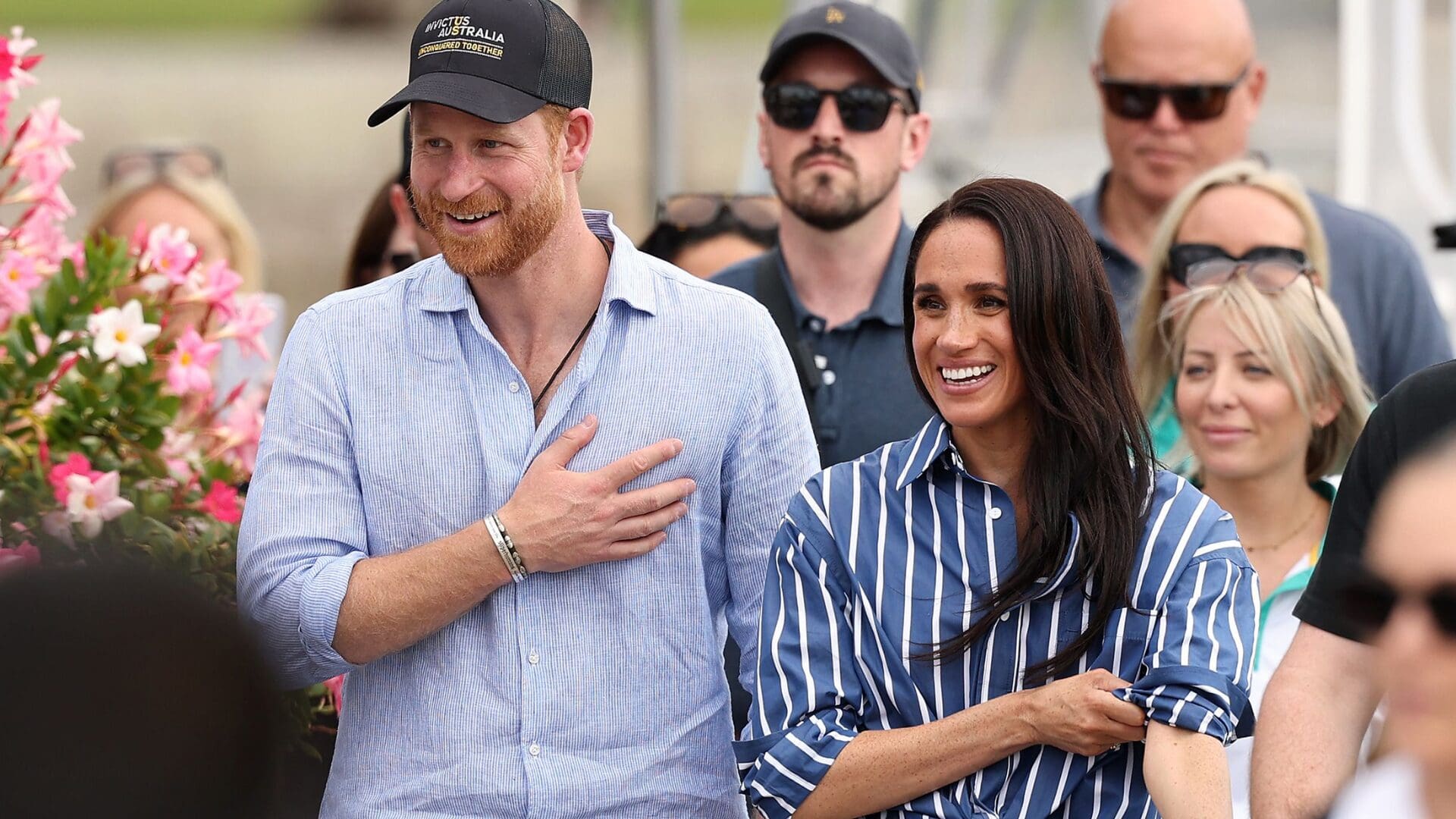 Imagen del artículo de Univision / TeleOnce: Príncipe Harry y Meghan llegan al Reino Unido seis años después de dejar su vida en la realeza