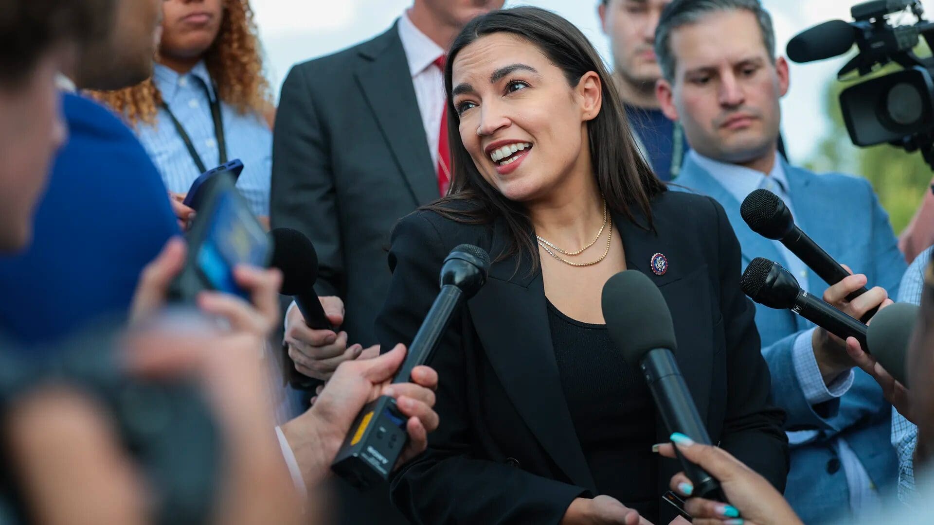 Imagen de la cobertura de: Alexandria Ocasio-Cortez no descarta aspirar a la presidencia de EE.UU. en 2028