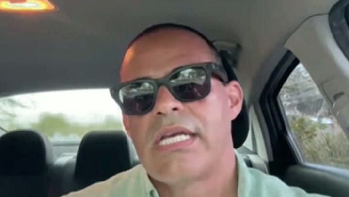 Imagen del artículo de Univision / TeleOnce: Atacan con cuchillo a persona mientras almorzaba en negocio de Cabo Rojo