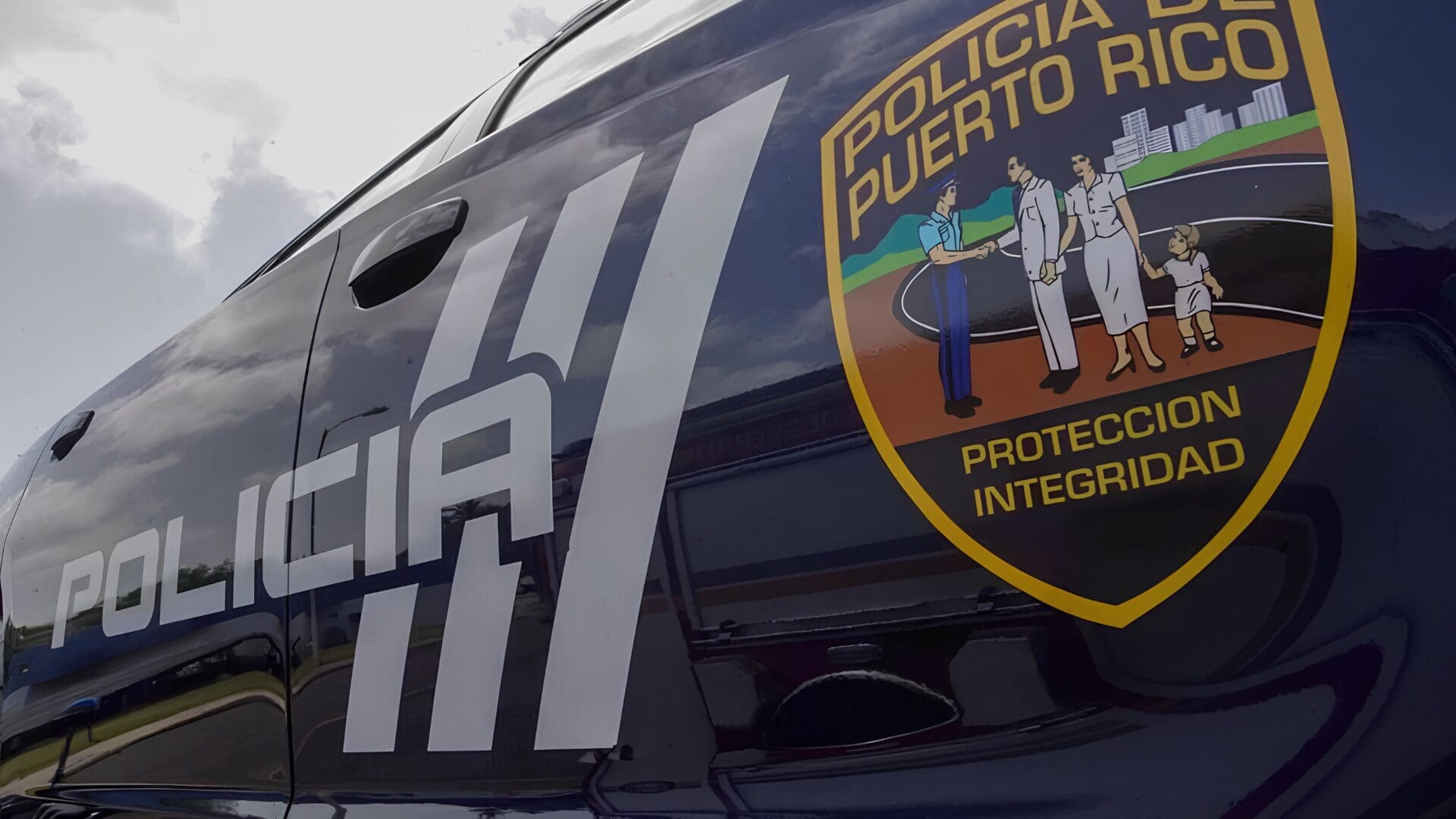 Imagen de la cobertura de: Investigan carjacking en Carolina donde roban una guagua Ram 2500 roja