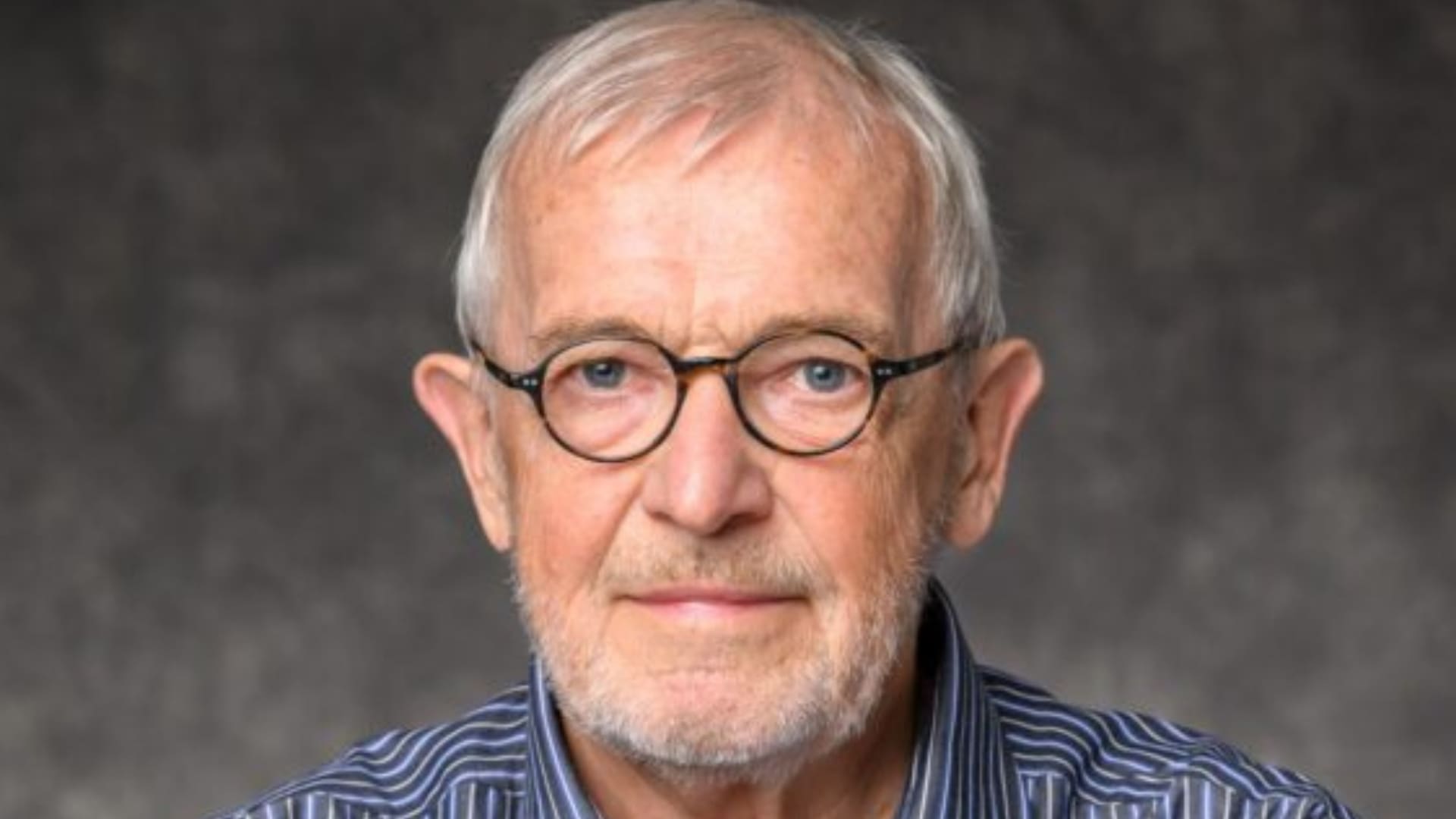 Imagen de la cobertura de: Francis Halzen gana el Nobel de Física por hallazgos sobre neutrinos de alta energía